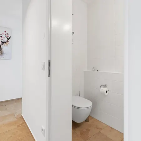 Helloflats - Luxus-Penthouse - Balkon - Parking - Zentrum - Therme - Naehe Flughafen Muc Erding Exterior photo